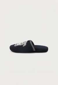 Δεν επιλέχθηκε, blue/white