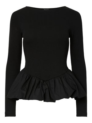 Schwarzes Langarmshirt mit einem figurbetonten, gerippten Körper und einem ausgestellten Rüschensaum aus glatter Stoffqualität, der einen kontrastreichen, mehrlagigen Effekt bietet.