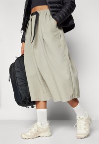 Jack Wolfskin TIHAMA SKIRT - Sports skirt - stone