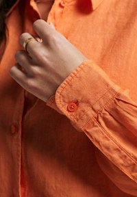 Superdry & Co CASUAL BOYFRIEND - Blusa - jaffa orange