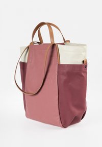 Aunts & Uncles TAKAMATSU - Handtas - apple cabernet dust