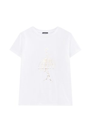 Weißes Baumwoll-T-Shirt mit einem Goldfolien-Design einer Figur mit einem runden Rock und floralem Akzent, kurzen Ärmeln und rundem Halsausschnitt.