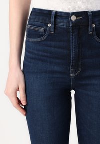 Good American GOOD CLASSIC BOOT - Τζιν Bootcut - indigo