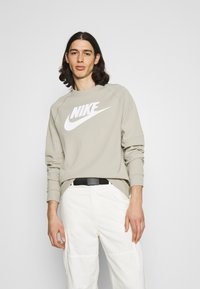 Nike Sportswear M NSW MODERN CRW FLC HBR - Camisola - stone/white