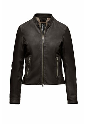 Zwarte leren jas met een ritssluiting aan de voorkant en twee met rits afsluitbare zijzakken, voorzien van een opstaande kraag en een aansluitend ontwerp.