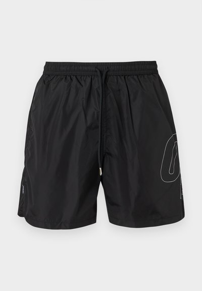 Μαύρα ελαφριά μαγιό με ελαστική ζώνη μέσης, κορδόνι, πλαϊνές τσέπες και διακριτικό λευκό περίγραμμα γραφικού στο δεξί πόδι.