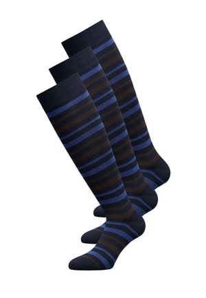 Tre calzini al ginocchio con righe orizzontali in tonalità blu scuro, navy e marrone, disposti uno accanto all'altro su sfondo bianco.