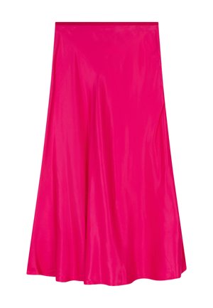Felroze satijnen midi-rok met uitlopende vorm, gladde textuur en een aansluitende tailleband, getoond tegen een witte achtergrond.