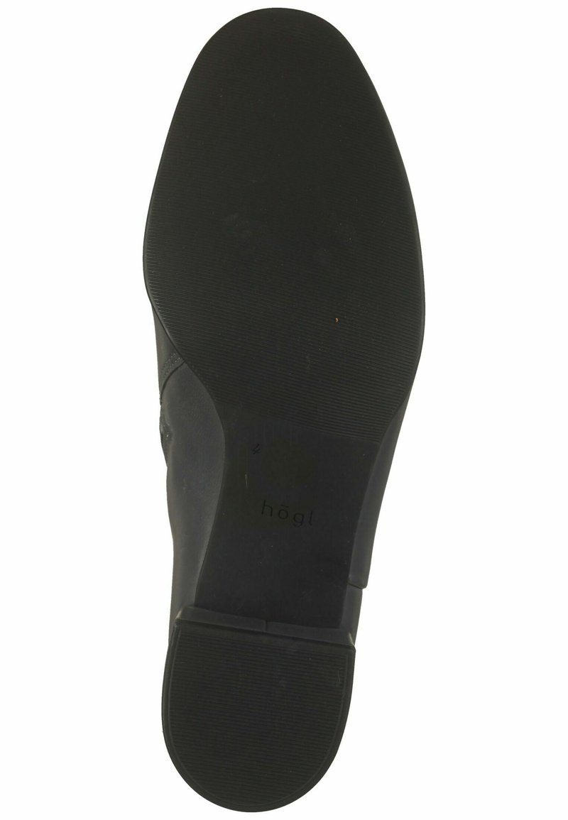 Czarna podeszwa buta o gładkim wykończeniu, z żebrowaną teksturą zapewniającą przyczepność oraz detalem z logo "hogl" wytłoczonym w pobliżu pięty.