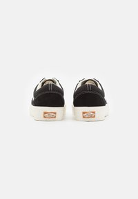 Vans Tenisky - black