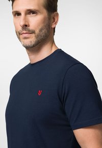 PRÓCHNIK PM2 - T-shirt basic