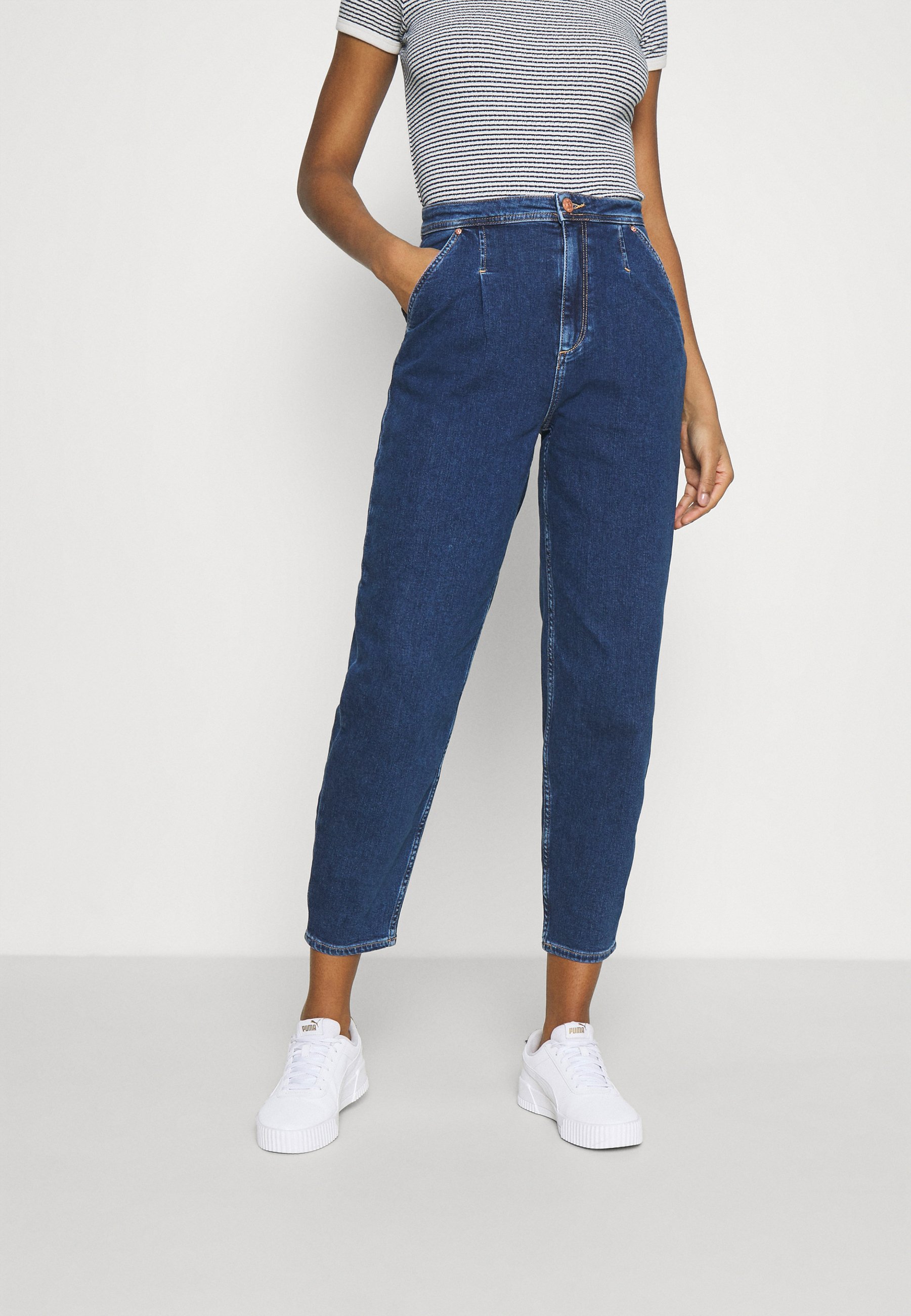 ONLY ONLLIVA SLOUCHY - Jeans Relaxed 