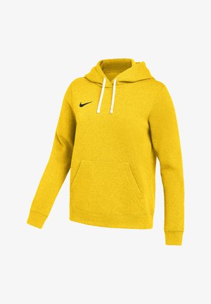 Gele Nike-hoodie met witte trekkoorden, lange mouwen, voorzak in kangaroostijl en zwart Nike-swooshlogo op de borst.