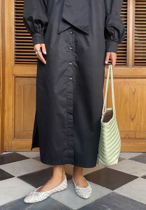 L37 Ballerina's - off-white