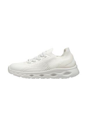 Baskets blanches avec tige en mesh respirant, design texturé, semelle légère et rembourrée avec des rainures en forme de diamant, et fermeture à lacets.