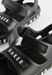 Baker by Ted Baker TREKKER REGULAR FIT - Vaellussandaalit - black