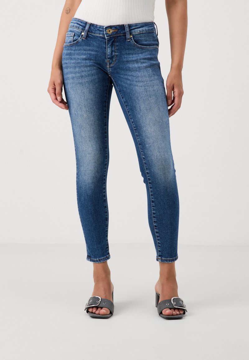 ONLY Petite ONLCORAL LOW - Jeans Skinny Fit - dark blue denim