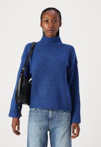 Vero Moda VMMADDIE HIGHNECK PULLOVER  - Pulover - surf the web