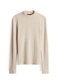Beige Langarmrollkragensweater mit gerippter Textur und taillierter Silhouette, ausgestattet mit einem hohen Kragen und einem schlanken Design.