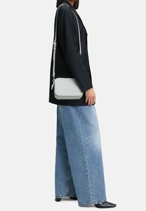 Liebeskind Berlin, Sac bandoulière - white