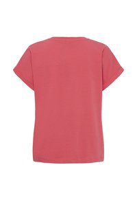 Tricou roz coral simplu cu mânecă scurtă și tivuri răsucite, prezentat din spate pe un fundal alb.