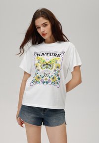 Even&Odd by Zalando - Marškinėliai su spaudiniu - cream Miniatiūros vaizdas 1