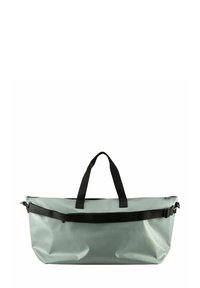 Große Sporttasche in hellgrau, aus wasserdichtem Material. Mit schwarzen Trägern, einem Reißverschluss und einem verstellbaren Schultergurt. Glatte Textur.