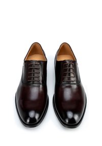 WITTCHEN Veterschoenen - dark brown