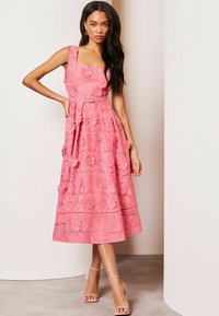 Lipsy PREMIUM 3D LACE EMBROIDERY FLORAL MIDI PROM  - Kasdienė suknelė - pink