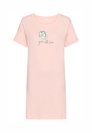 Svetloružové šaty s krátkym rukávom a okrúhlym výstrihom, na hrudi s potlačou malého kvietka a nápisu "rasti s láskou".