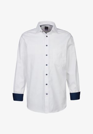 Camicia bianca a maniche lunghe con dettagli blu navy sui polsini e sui bottoni, dotata di una singola tasca sul petto e design colletto classico.