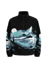 Schwarzer Fleece-Pullover mit hohem Kragen und halbem Reißverschluss. Auf der Vorderseite befindet sich ein Berglandschaftsdesign in Blau, Weiß und Schwarz.