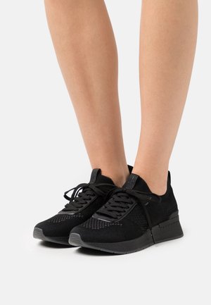 Tamaris, Baskets basses - black