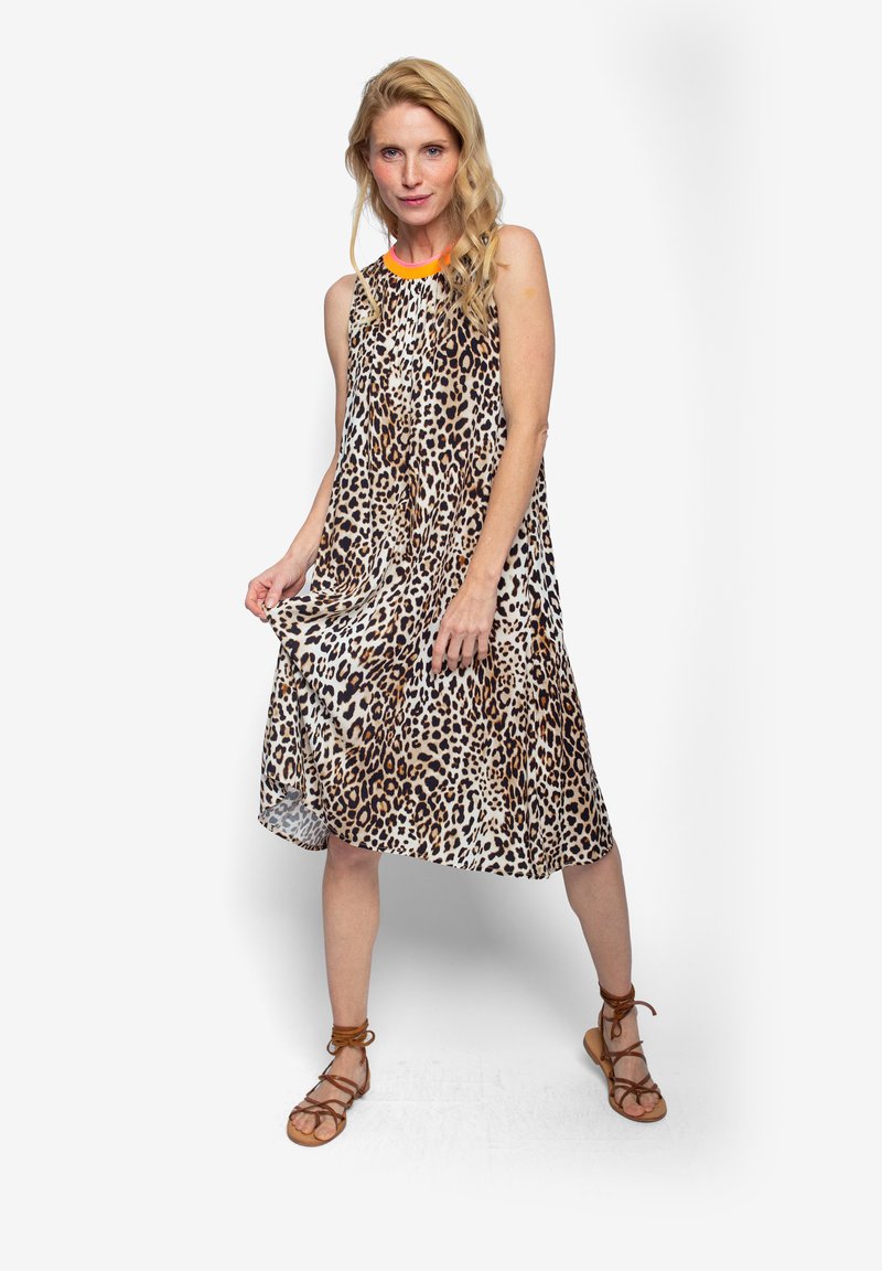 Emily Van Den Bergh Leo Kleid