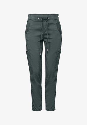 Los pantalones cargo de color verde oscuro cuentan con una cinturilla elástica con cordón, bolsillos laterales y piernas ajustadas. El material tiene una textura suave y duradera.