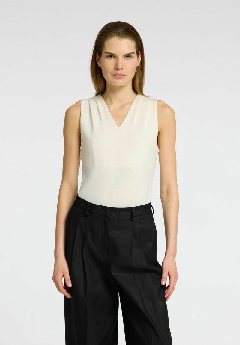 Selected Femme MIT V-AUSSCHNITT ÄRMELLOSES - Blouse - snow white