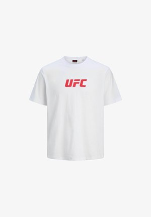 Tricou alb cu maneci scurte, având logo-ul roșu UFC imprimat centrat pe piept și o etichetă mică UFC în interiorul gulerului.