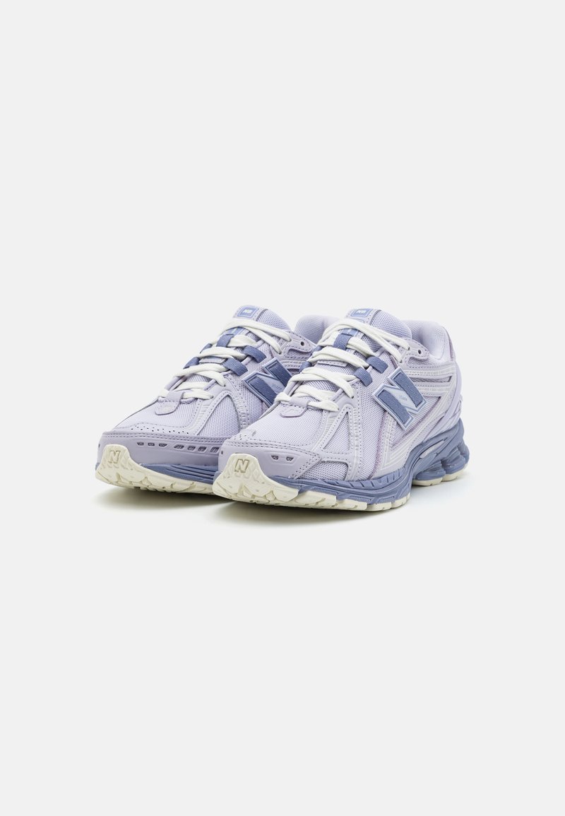 New Balance M1906 - Sneaker low - purple/flieder - Zalando.de