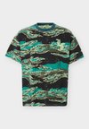 LAFRANCE SUPPLY TEE - Camiseta estampada - green