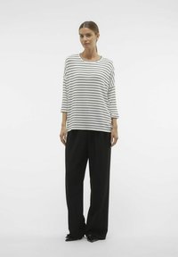 Vero Moda BRIANNA 3/4 BOO REP - Πουλόβερ - snow white