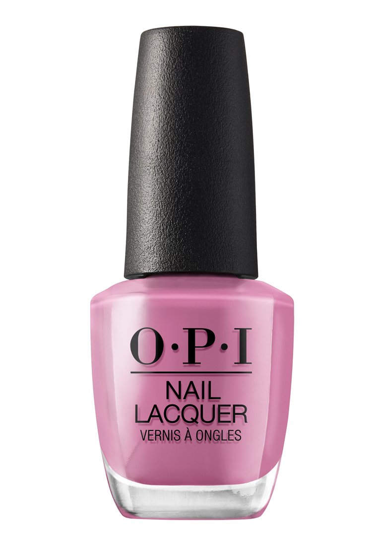 OPI nagellak in een zachte roze tint, vierkante glazen fles met een vlakke zwarte dop, met de merknaam in vetgedrukte zwarte letters.