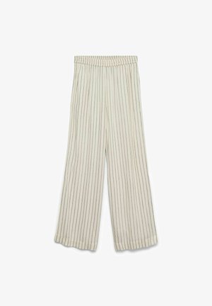 Pantalon ample couleur crème avec fines rayures verticales noires et une ceinture élastique.