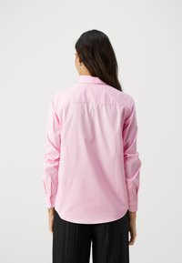HUGO THE ESSENTIAL SHIRT - Camicia - medium pink