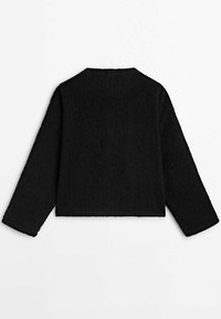 Svart, kort jacka med en mjuk textur och vida ärmar. Ren design med en rak bakseam och inga synliga knäppningar.