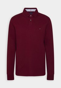 Unausgewählt, deep rouge