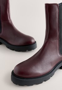 Next Enkellaarsjes met plateauzool - burgundy red leather