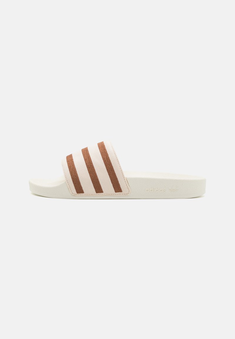 adidas Originals ADILETTE UNISEX - Klapki płaskie
