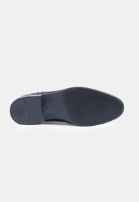 Bata Cipele s vezicama - nero