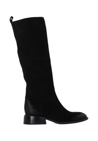 Schwarze kniehohe Stiefel aus Wildleder mit einem glatten Lederakzent im unteren Bereich. Sie verfügen über einen flachen Absatz und eine Ziehschlaufe an der Oberseite.