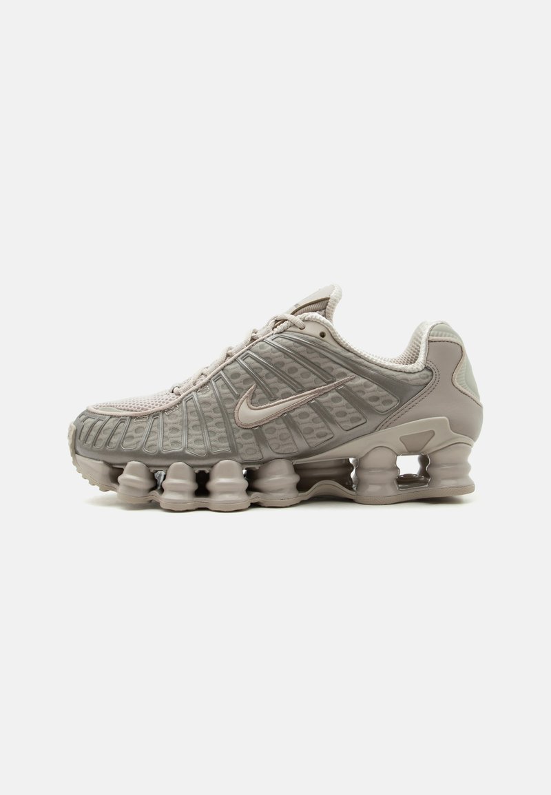SHOX TL cream/enigma stone/off-white